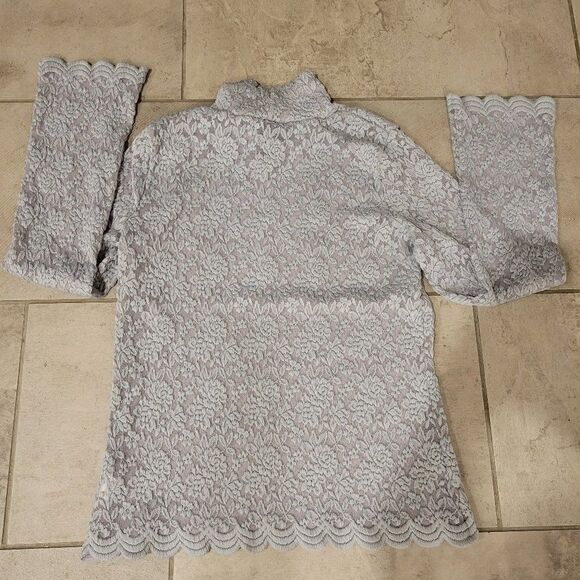 Metrostyle Lace Overlay Blouse  Sleeve Gray Size M - Picture 4 of 7